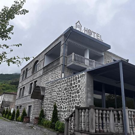 Popock Goris Hotel ภายนอก รูปภาพ