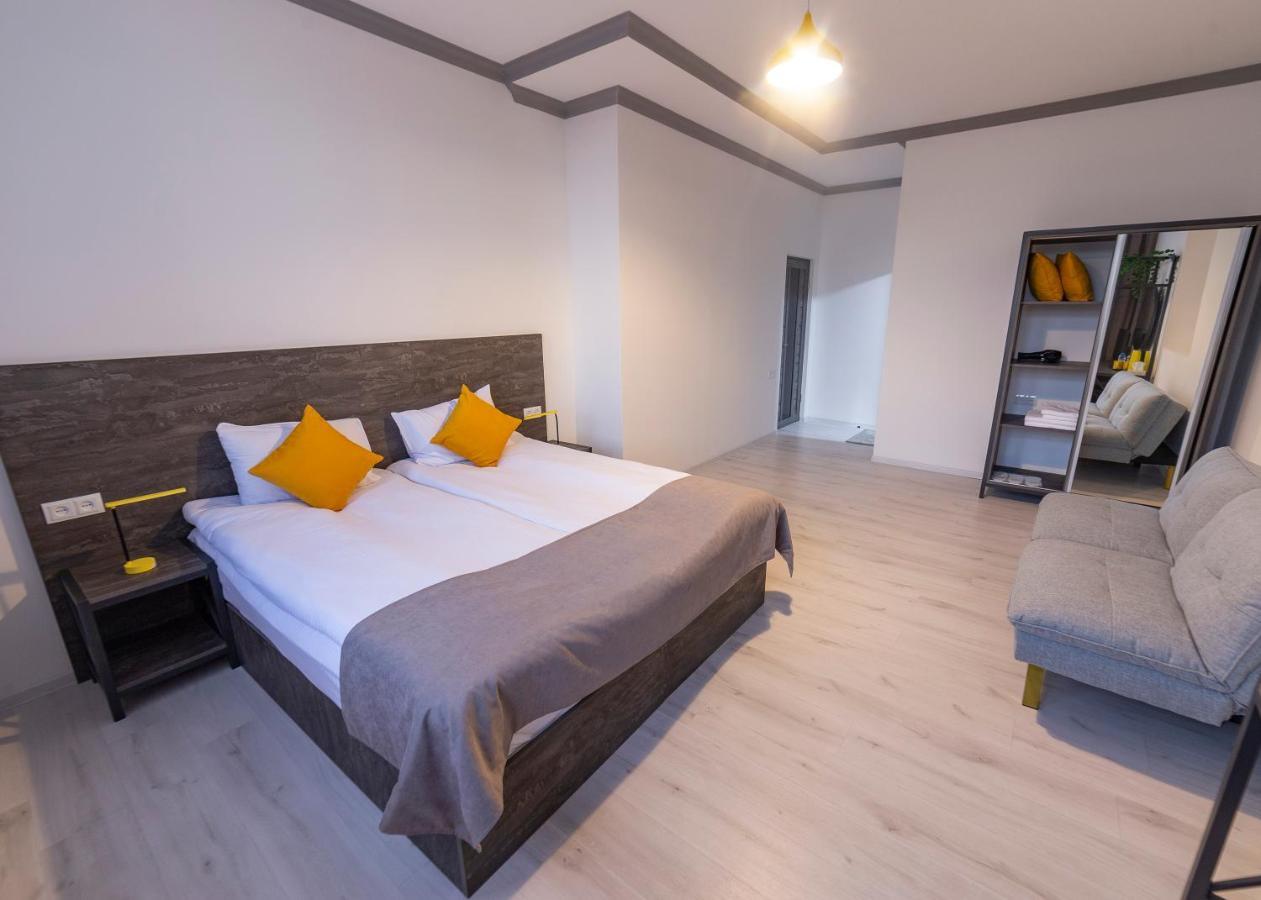 Popock Goris Hotel ภายนอก รูปภาพ