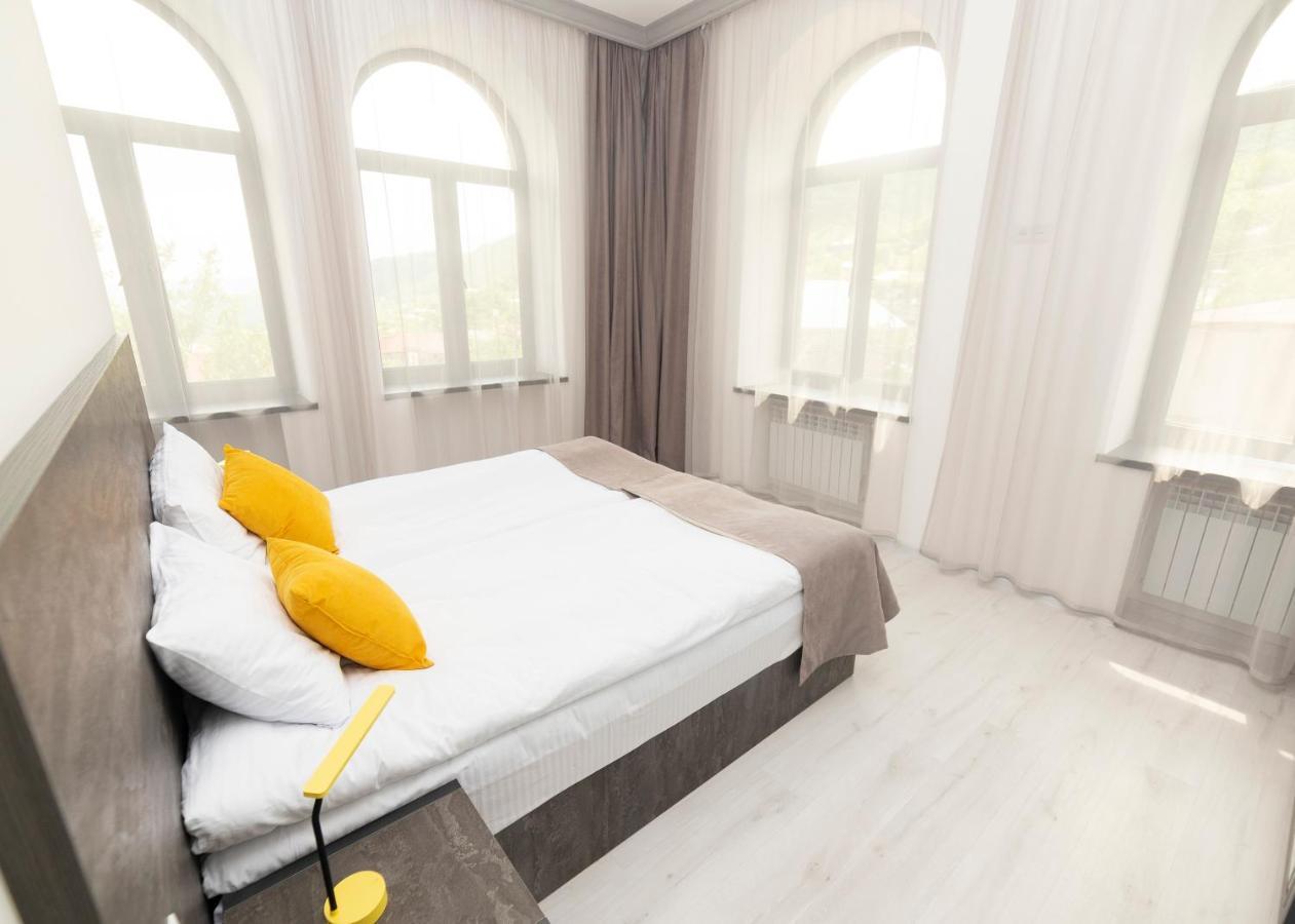 Popock Goris Hotel ภายนอก รูปภาพ