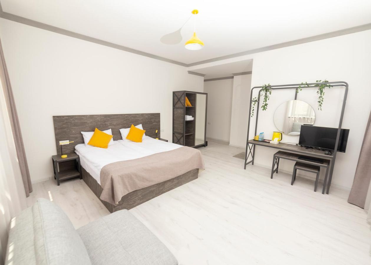 Popock Goris Hotel ภายนอก รูปภาพ